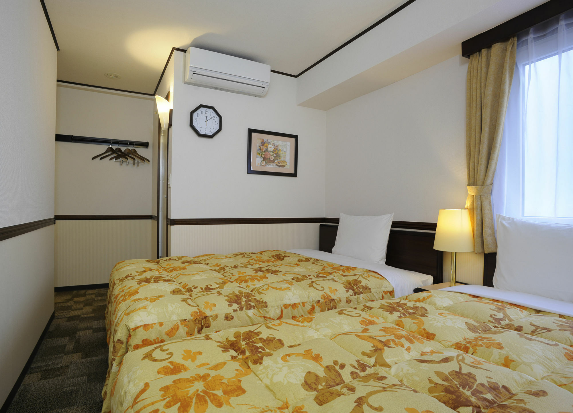 Toyoko Inn Osaka Honmachi No1 Exterior photo